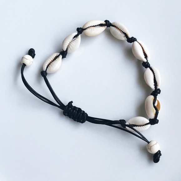 NEW Natural Cowrie Shell Bracelet (black rope) - Picture 3 of 6